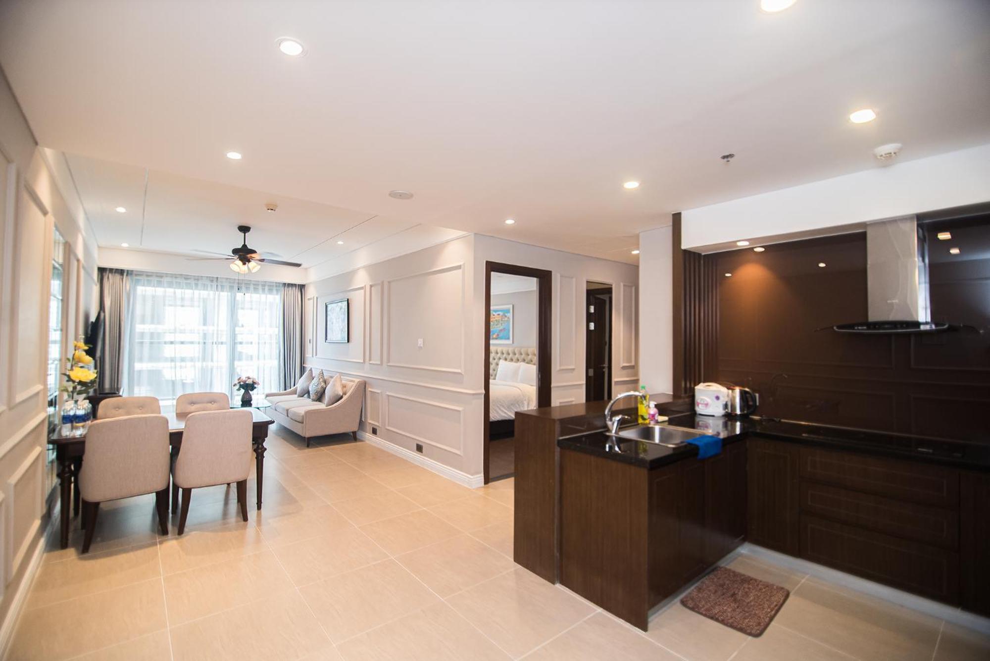 Luxury Apt Opposite Mykhe Beach Da Nang Exterior foto