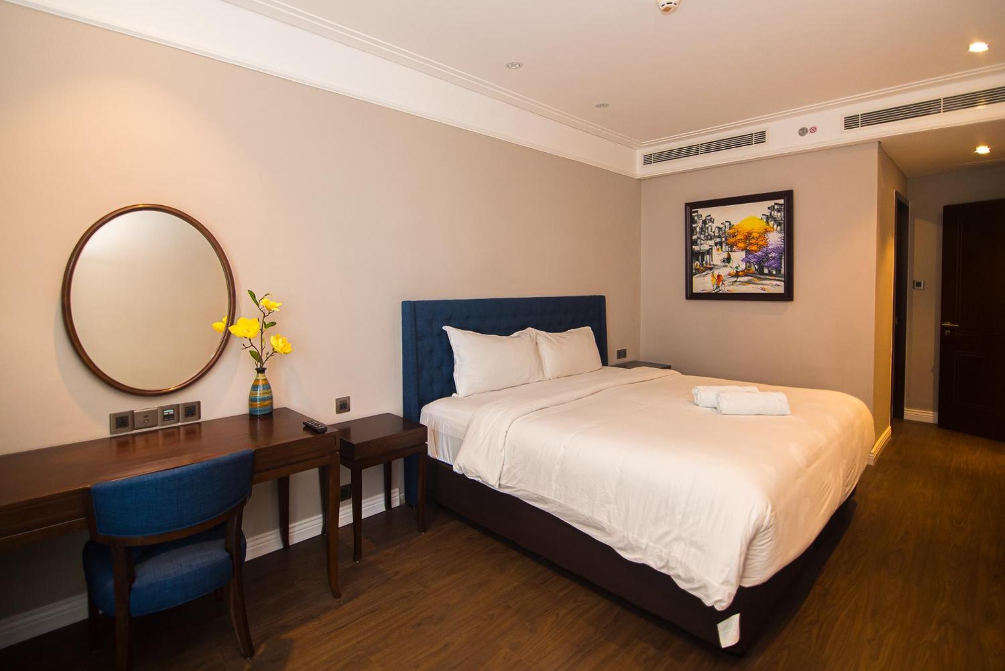 Luxury Apt Opposite Mykhe Beach Da Nang Exterior foto